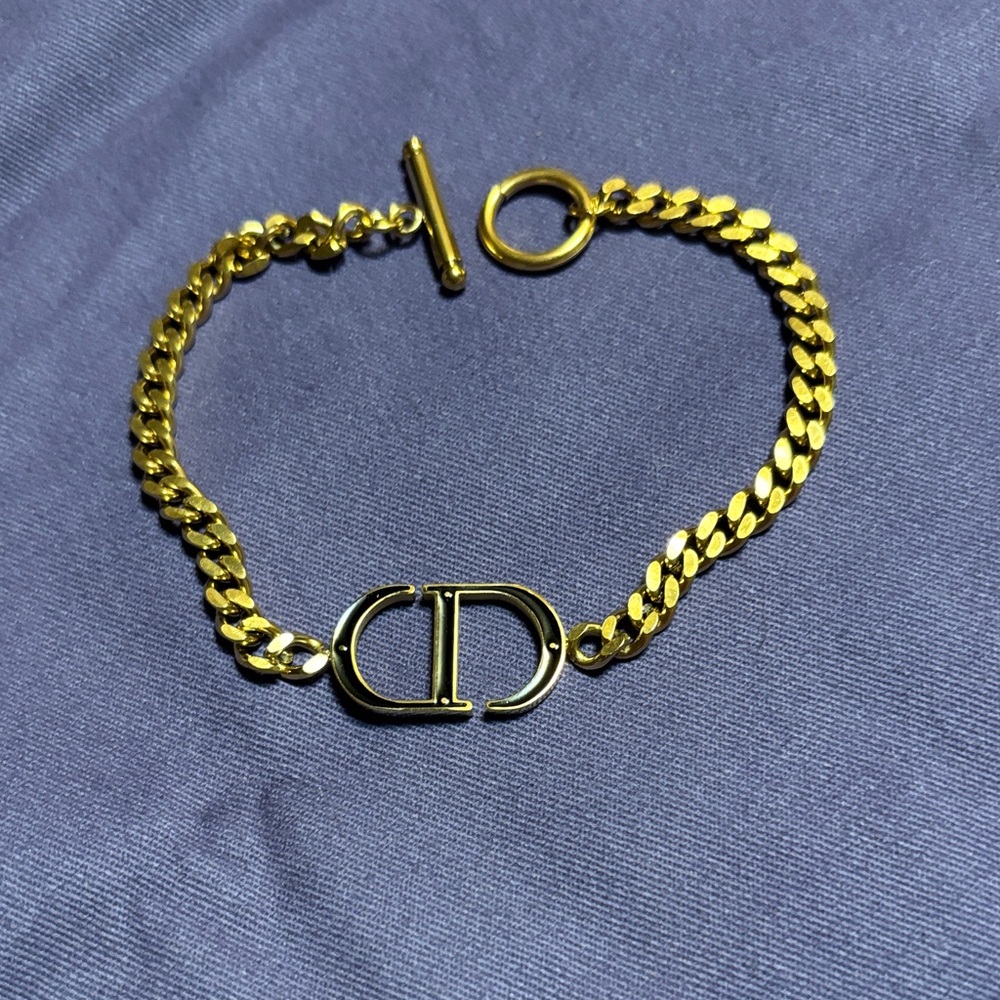 Gold Chain Bracelet with CD Logo